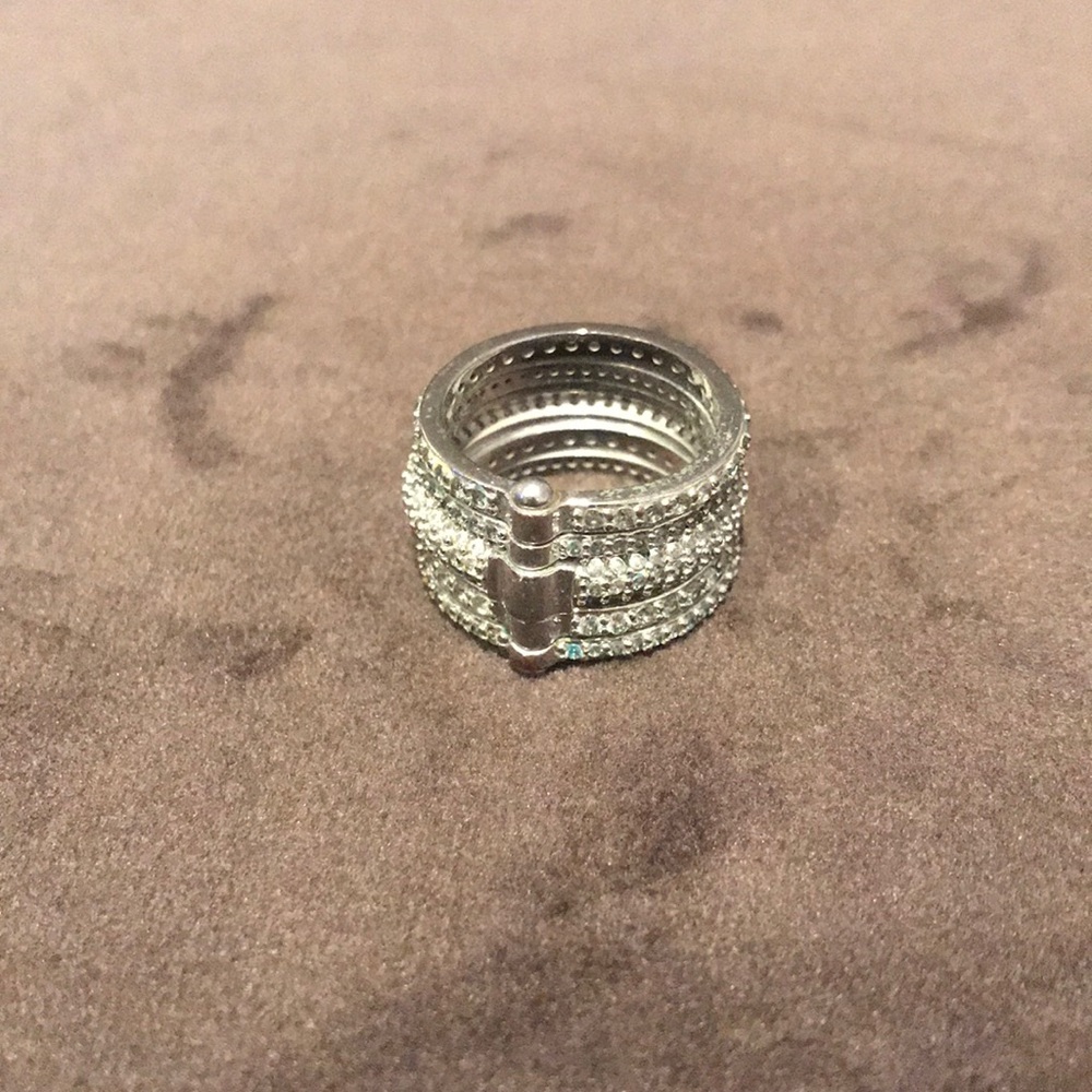 😍STUNNING HENRI BENDEL RING - Picture 5 of 5